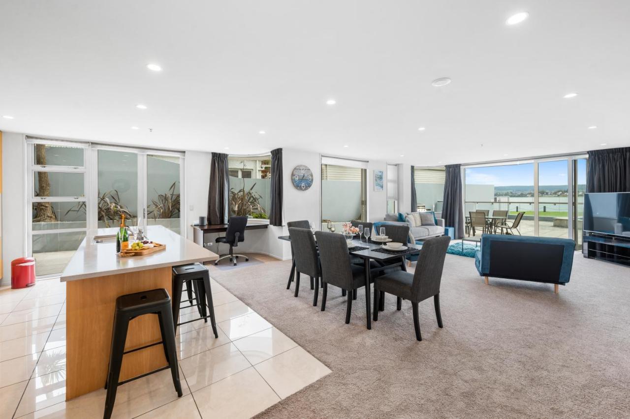 Lakeside Apartment Waimahana 1 Taupo Exterior photo